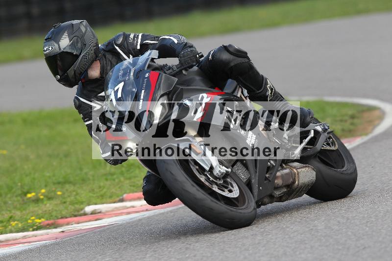 Archiv-2022/62 09.09.2022 Speer Racing ADR/RSE/17